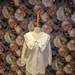 Chemisier beige "col Claudine"